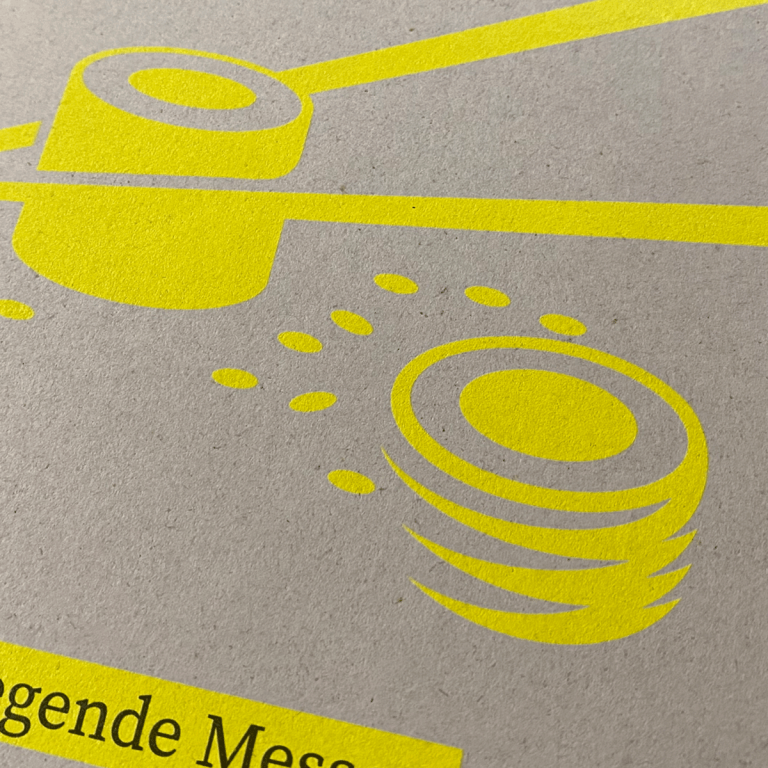 Elemente in Leuchtfarbe Yellow gedruckt auf Kraftpack